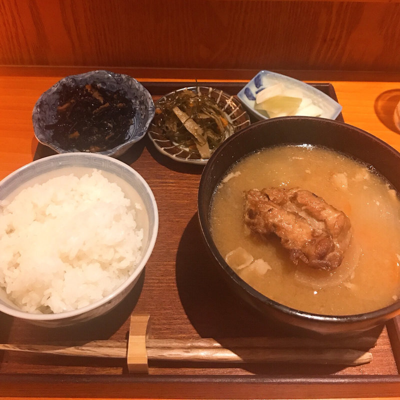 豚汁定食(壤 大手町)
