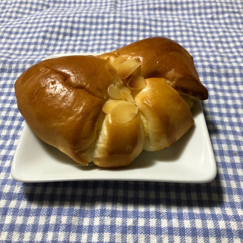 クリームパン (PAIN ti S si ER)