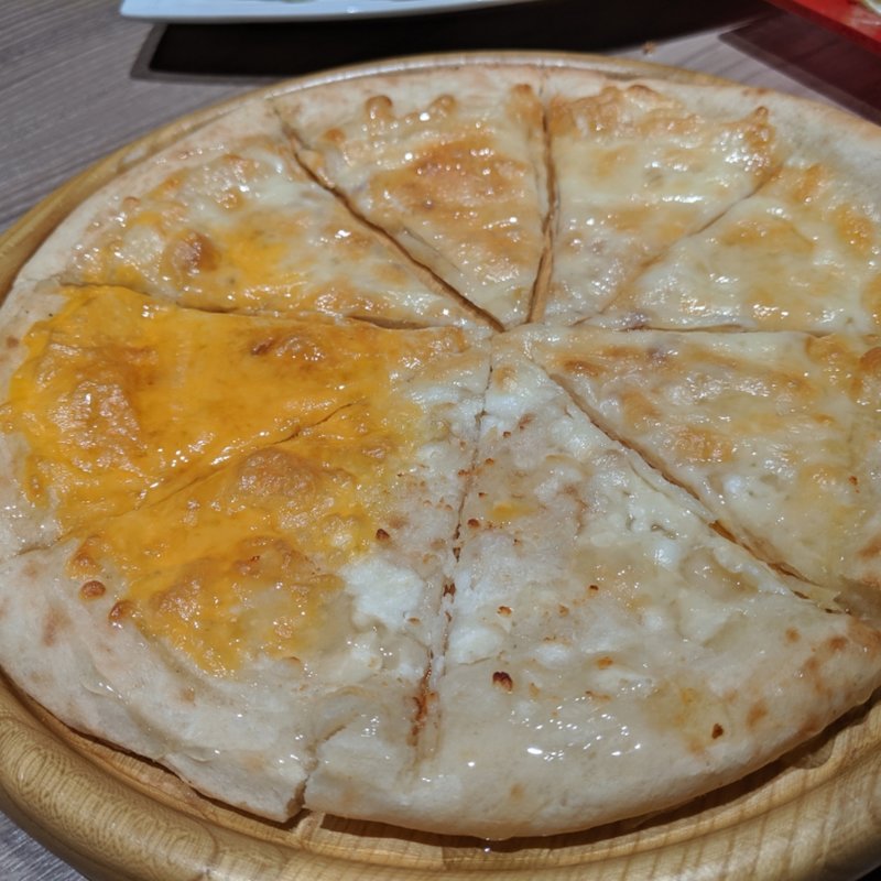 クワトロフォルマッジ(UNIVERSAL CRAFT JAPAN)