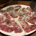 和牛のカルパッチョ(Pizzeria &Trattoria GONZO 目黒店)