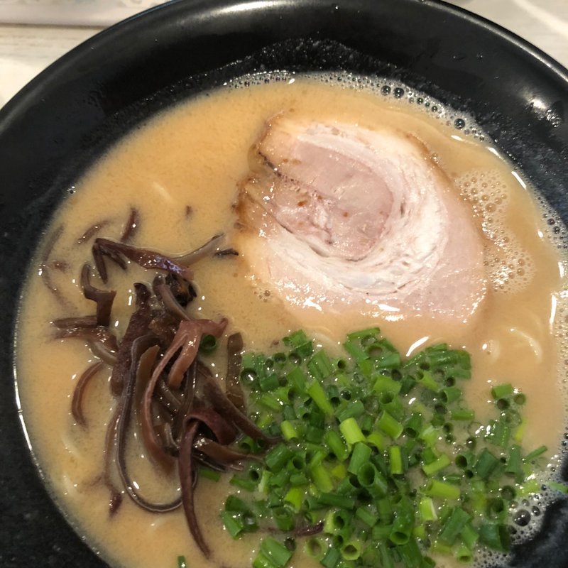 豚骨ラーメン(ざいとん )