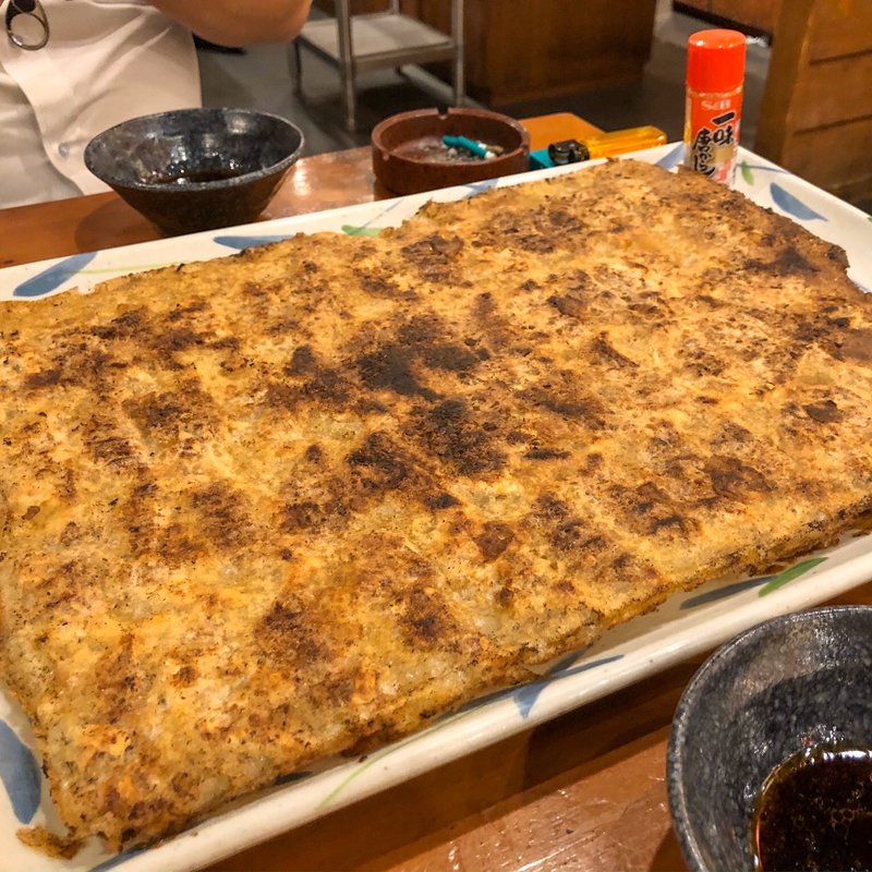 焼き餃子横綱盛り(《24時間営業》 串カツ×メガ盛り 日本一の串かつ横綱 新世界通天閣店)