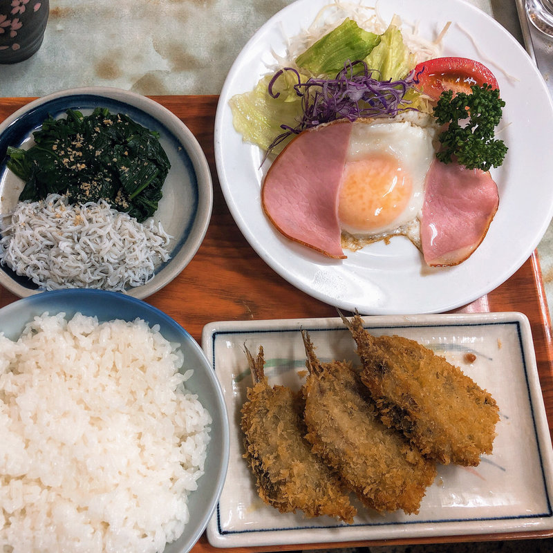 イワシフライ定食(しらすほうれん草追加)(はやし食堂)