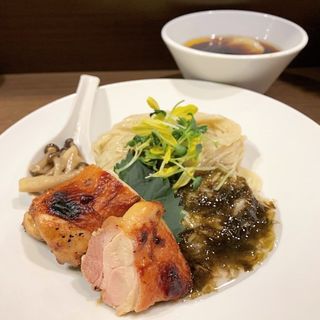 限定　赤鶏のつけ麺(八咫烏)