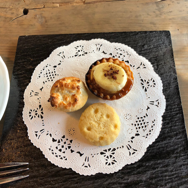 アフタヌーンティーセット(カフェ プレスタ)