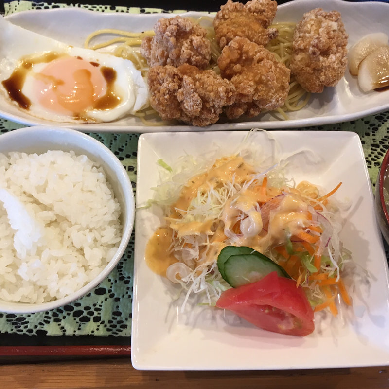からあげ定食(NEWカリオカ)