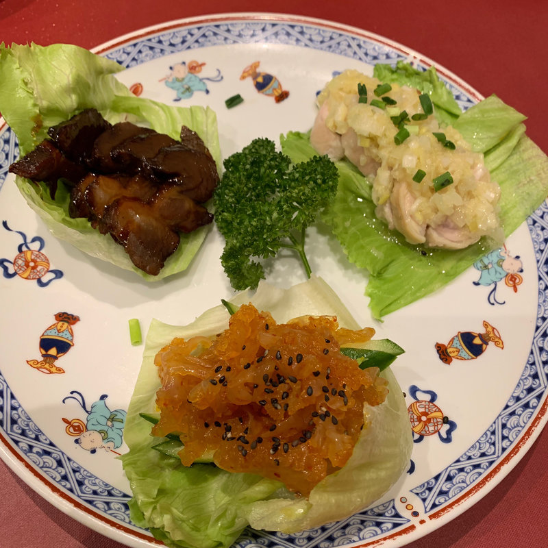 前菜の三種盛り合わせ(広州飲茶料理 麦府)