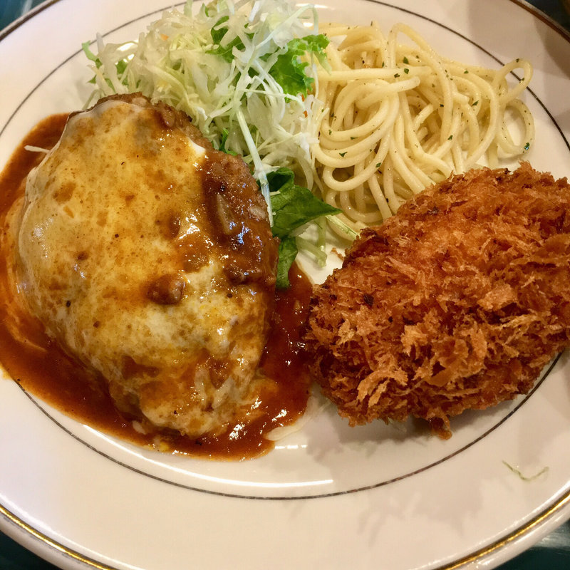 チーズハンバーグと帆立クリームコロッケ(キッチンジロー ニュー新橋店)