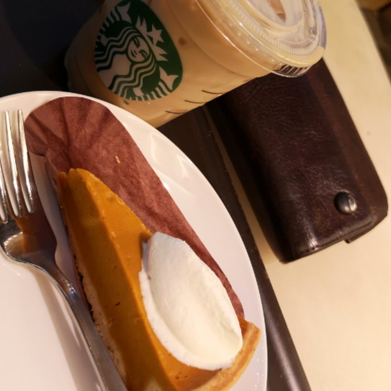 パンプキンタルト(スターバックスコーヒー 六本木ヒルズ メトロハット／ハリウッドプラザ店)