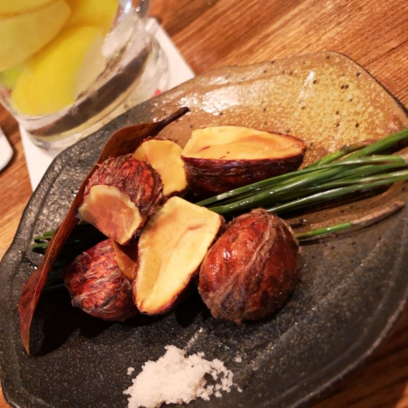 栗の素揚げ(和食料理 うおいちばん)