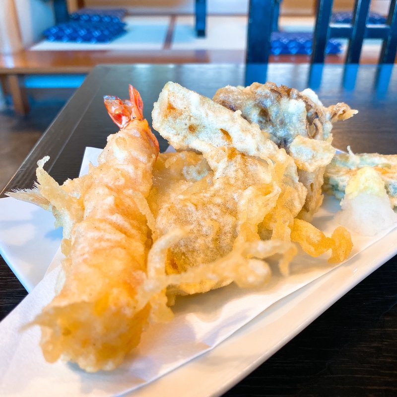 天ぷら盛り合わせ(石挽手打めん処風庵)