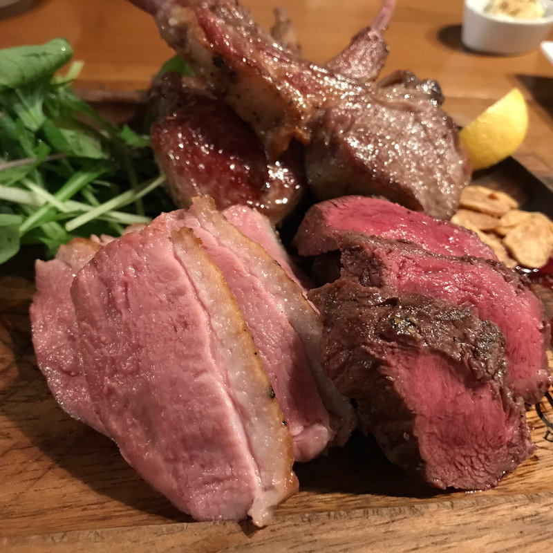 グリル盛り合わせ(千住MEAT)