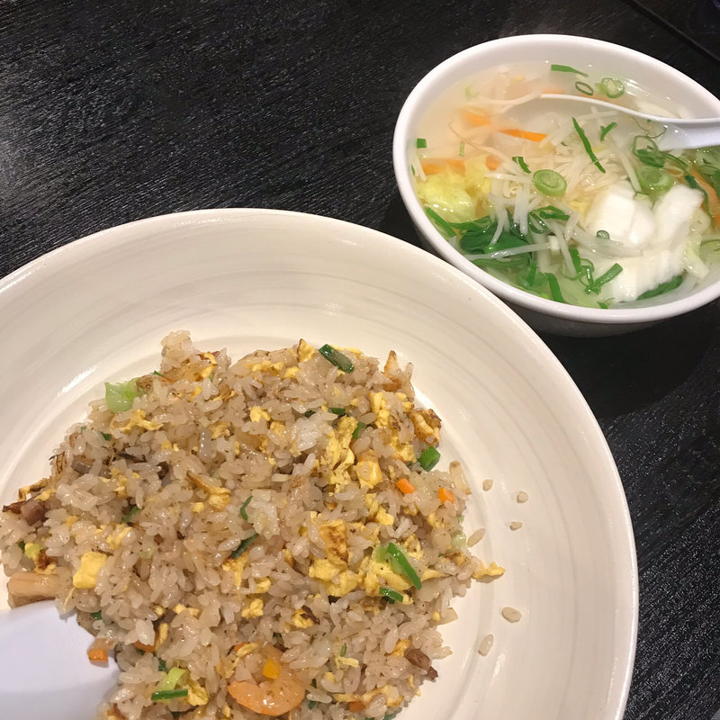 焼飯 野菜スープ(揚子江ラーメン 東通り店)