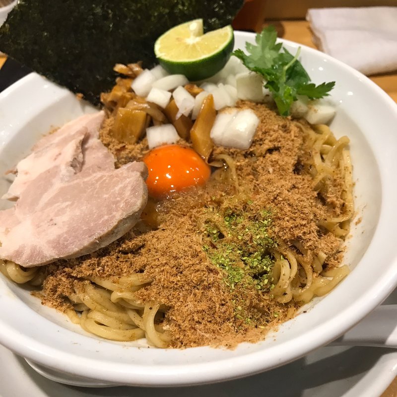 汁なし中華そば(本町製麺所 阿倍野卸売工場 中華そば工房)