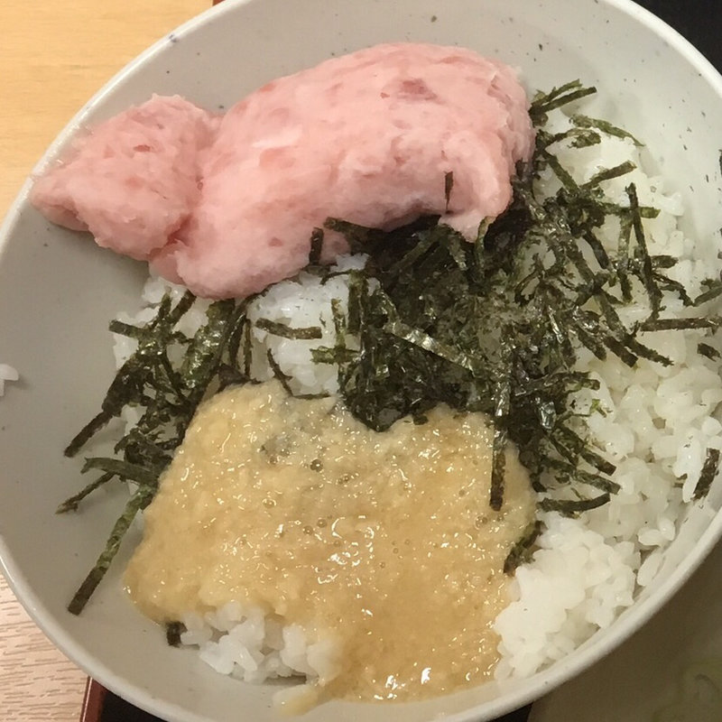 まぐろ丼(梅もと 船橋店)