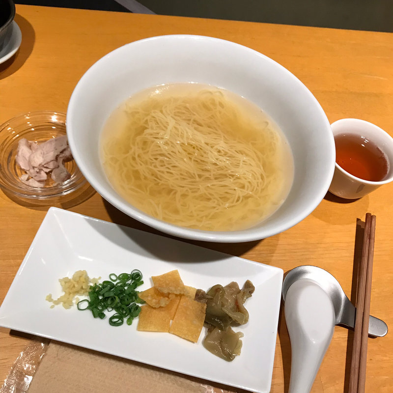 朝の汁そば(膳途洋々)