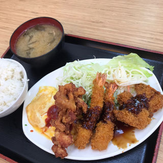 A定食(もとや食堂 )