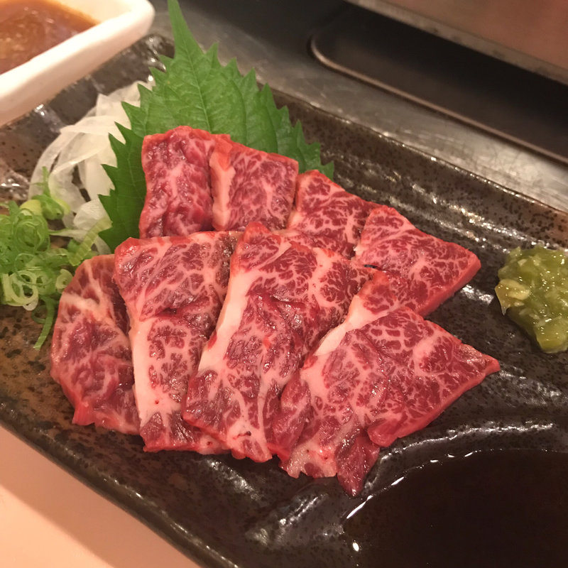 幻のハラミ刺身(焼肉たまき )