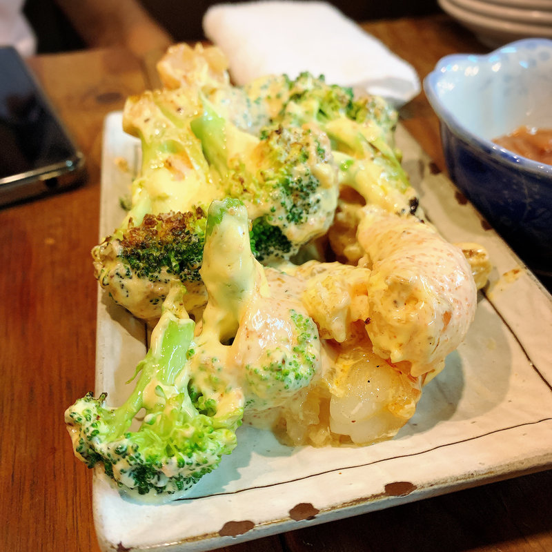 エビとブロッコリーのカレーマヨ炒め(お好み焼き うめ月 )