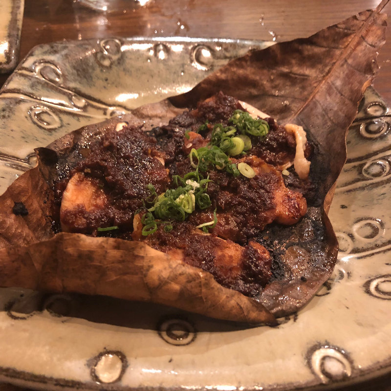 地鶏の朴葉焼き(孫ヱ門)
