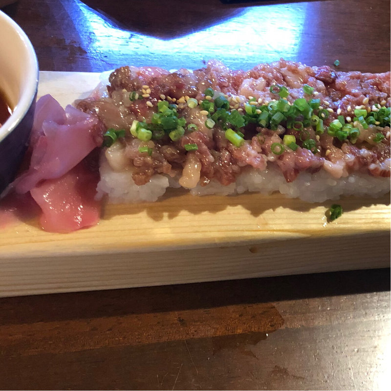 (肉ろばた carne 梅田お初天神店)