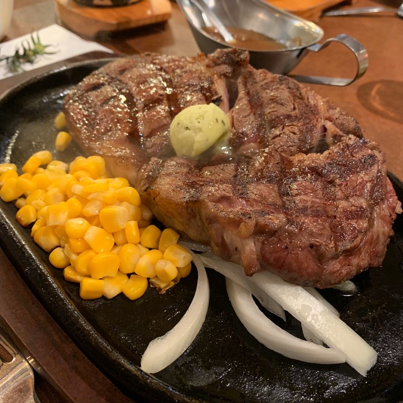 リブロース　300グラム(ビッグボーイ 黒川店)