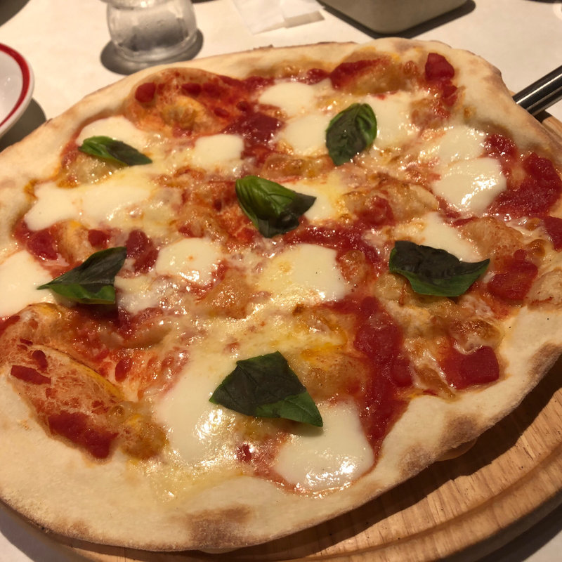 ピッツァ・プレミアムマルゲリータ(ジョリーパスタ 八柱店)