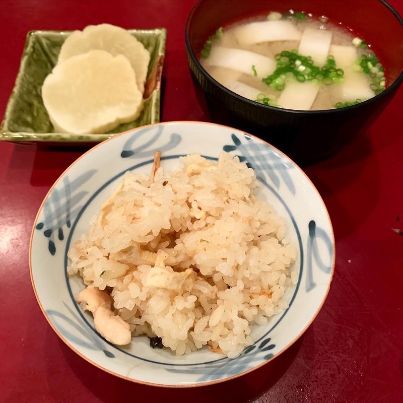 松茸ごはん(かぶら)