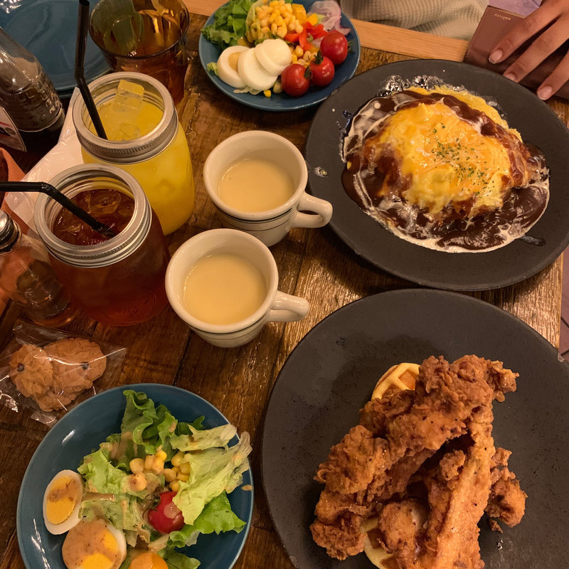 ランチ(サラダバー、スープバー付)チキンワッフル(ESPRESSO D WORKS 渋谷)