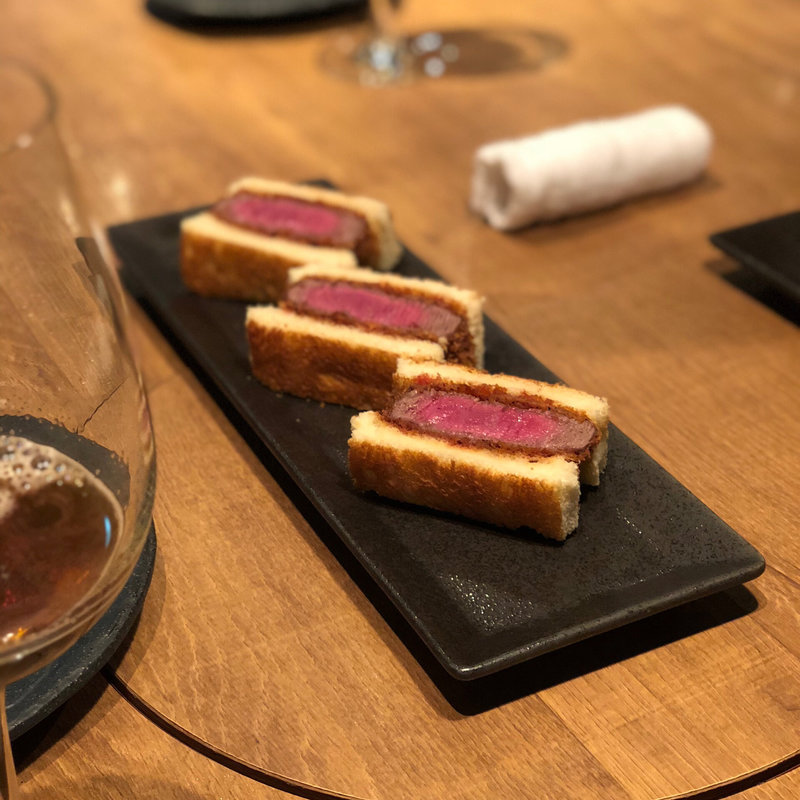 ヒレカツサンド(炭火焼肉なかはら )