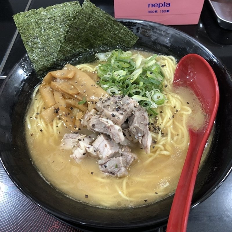 牛チャーラーメン(牛骨ラーメン 寅虎)