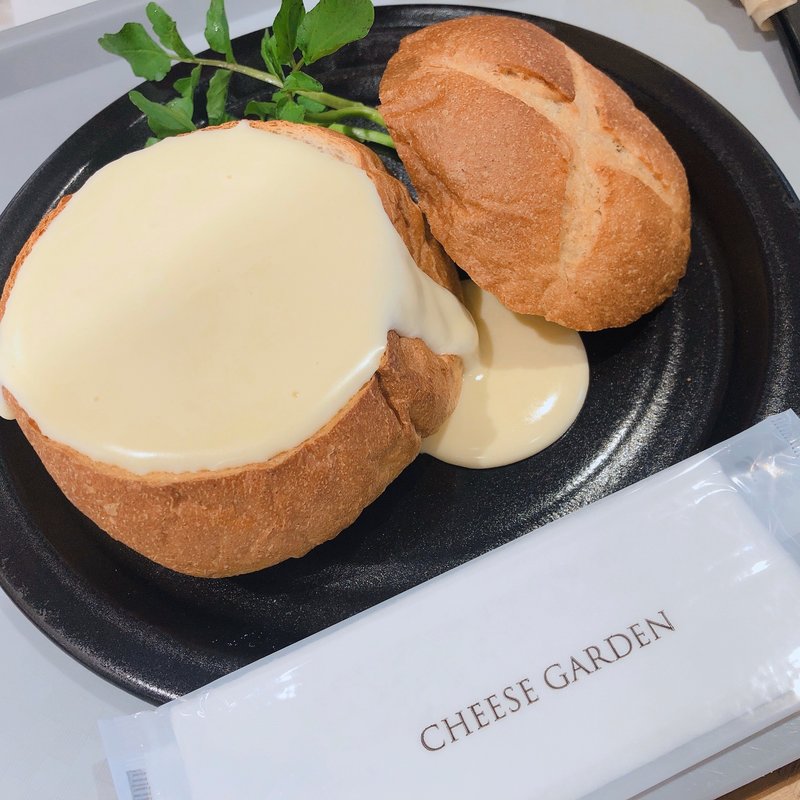 (チーズガーデン 五峰館)