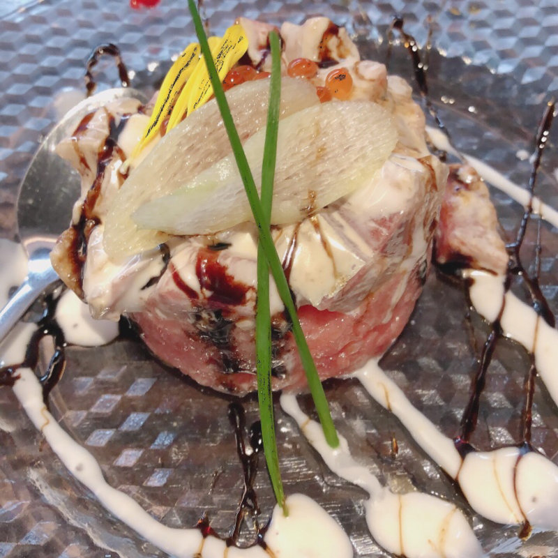 こぼれイクラと炙りサーモンの親子丼(俺のやきとり 蒲田)