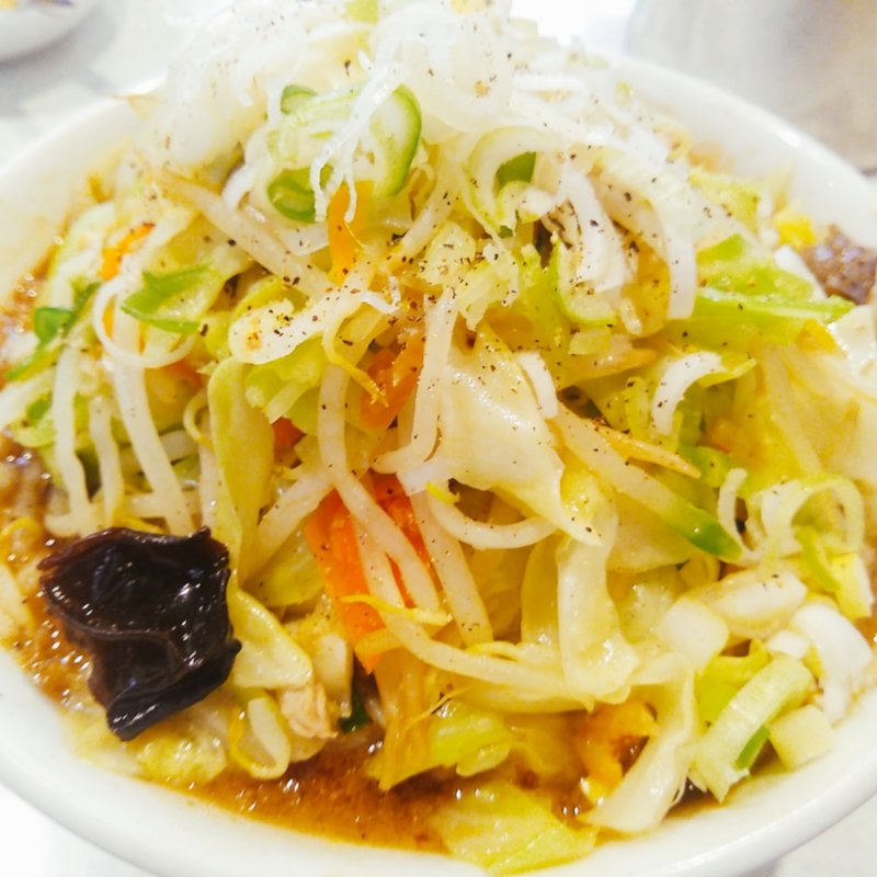 背脂入り醤油タンメン太麺中盛(麺処 まるよし商店)