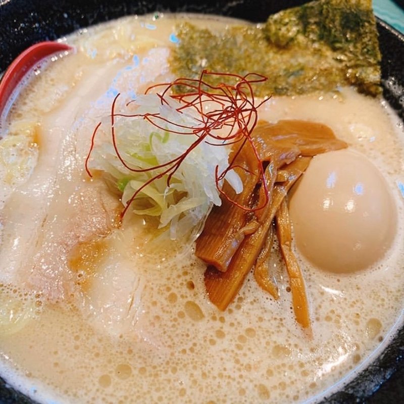 鶏白湯ラーメン塩味(味玉入り)(ラーメン樹 )