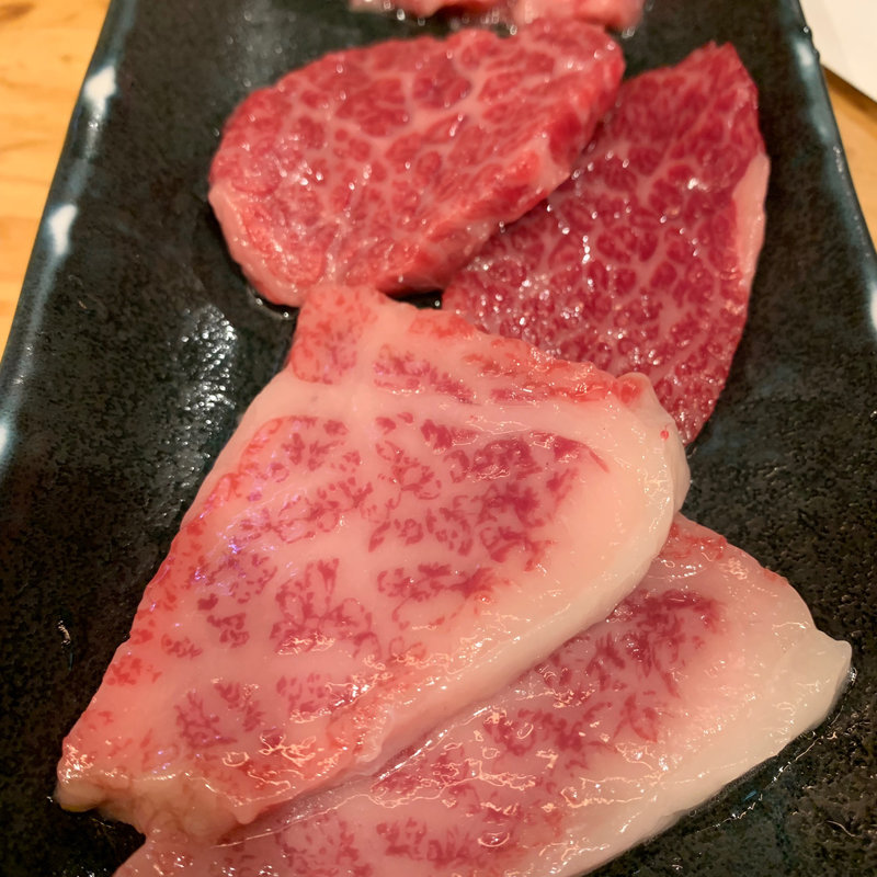 A5ランク7種お任せ盛(治郎丸)