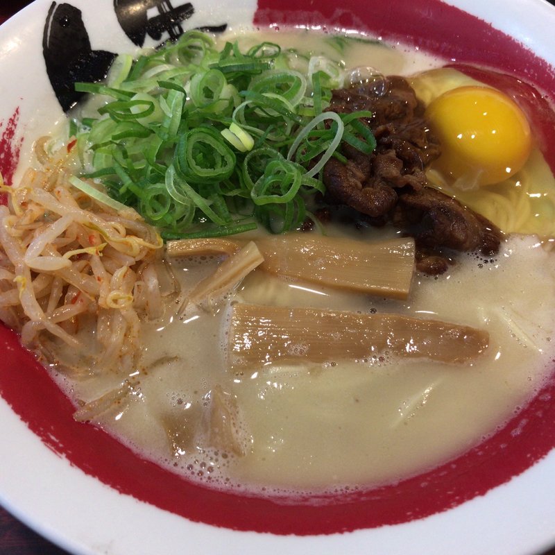 白系徳島ラーメン(徳島ラーメン 人生 ベガロポリス店 )
