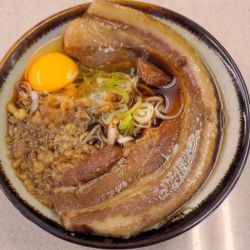 厚肉そば＋生たまご(豊しま 春日店 （是はうまい）)