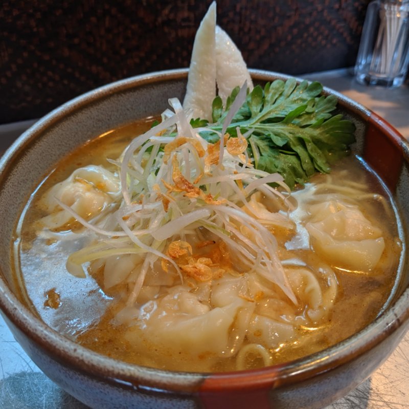 海老そば(麺匠 呉屋 （めんしょう くれや）)