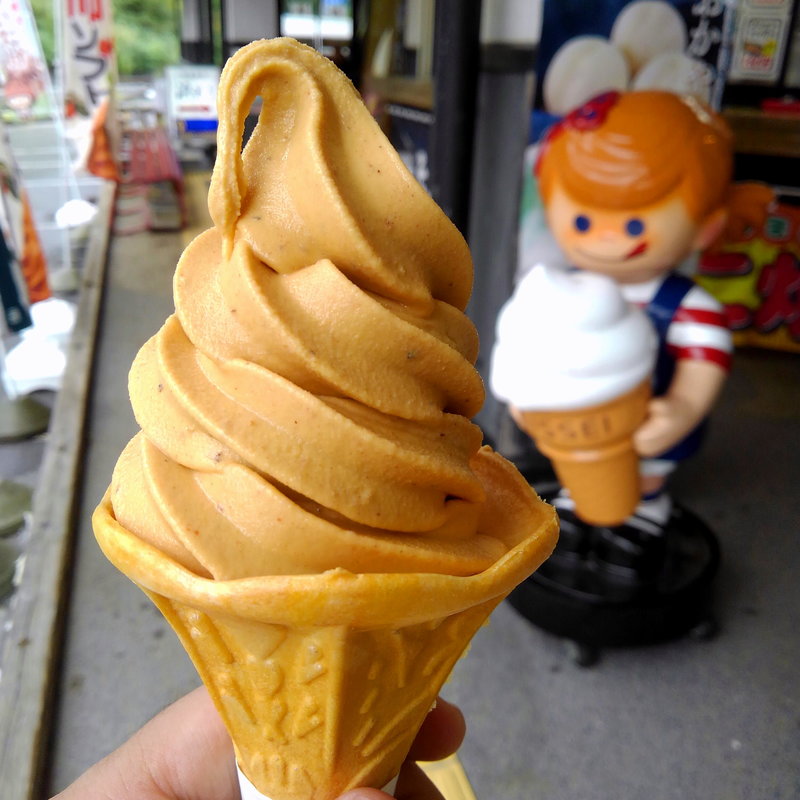 柿ソフトクリーム(道の駅 さんりく )