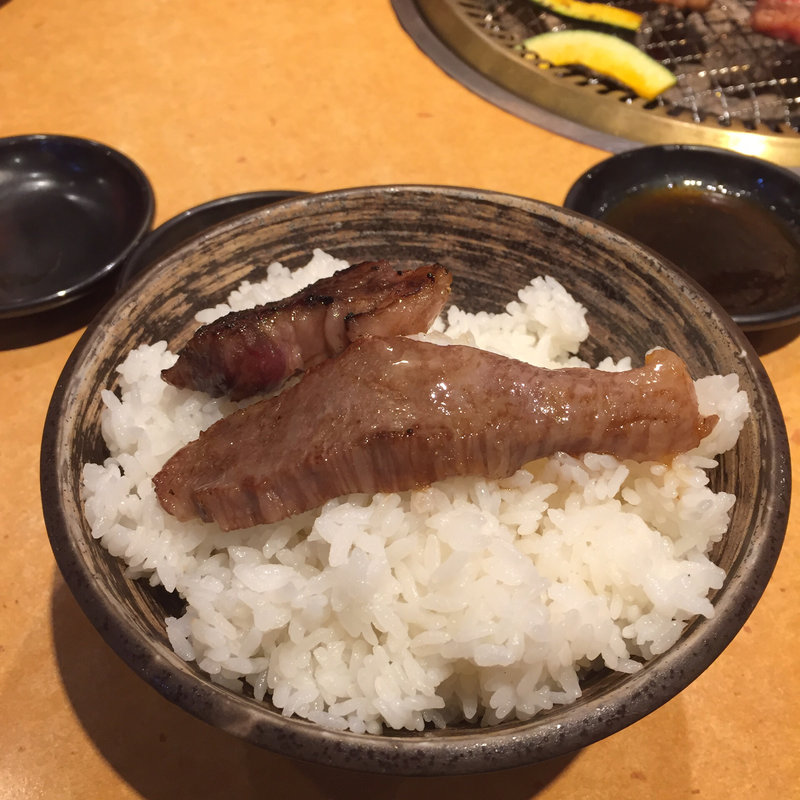 (西田辺酒場　情熱ホルモン )