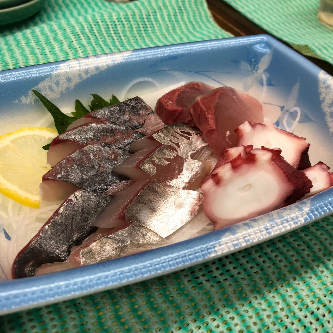 箱崎宮前駅周辺で食べられる刺身ランキング Sarah サラ