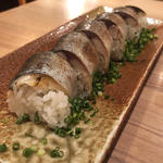 〆鯖の炙り棒寿司