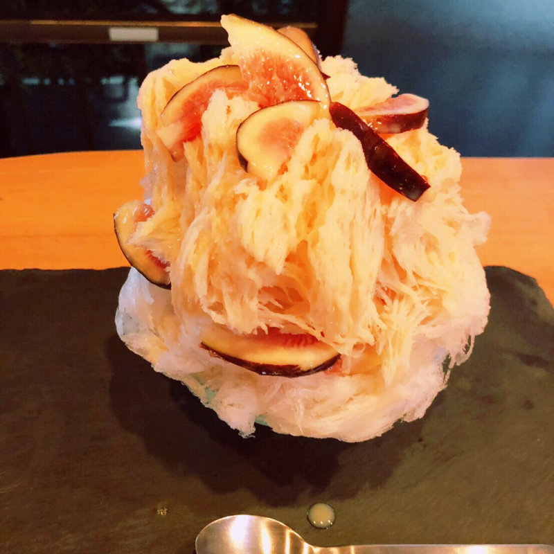 無花果ミルク(喫茶 紬)