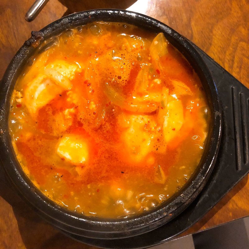 チャメスペシャルスンドゥブ(石鍋スンドゥブ専門店　姉妹（チャメ）)