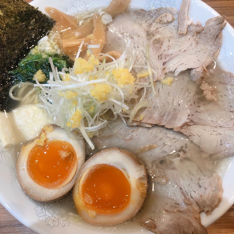 柚子塩ラー麺特製（大盛り）(麺屋 楼蘭 （めんや ろうらん）)