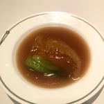 特製ふかひれ姿煮スープ　150g(中国飯店 富麗華)