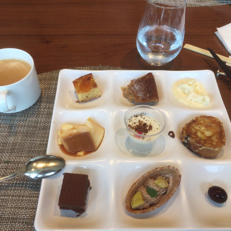 (神戸ポートピアホテル)