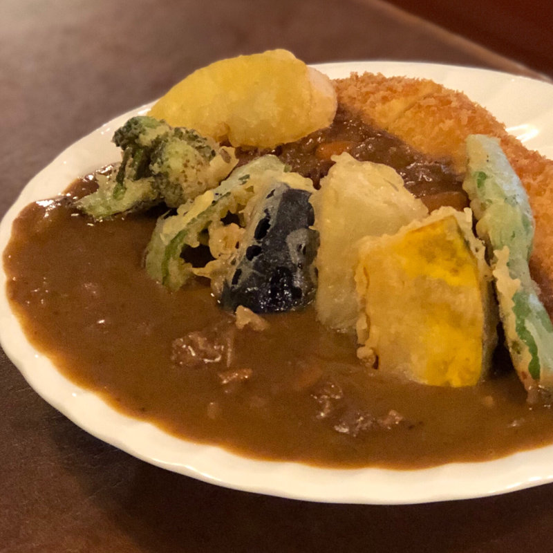 カツカレー(ファミリーレストラン白樺 )