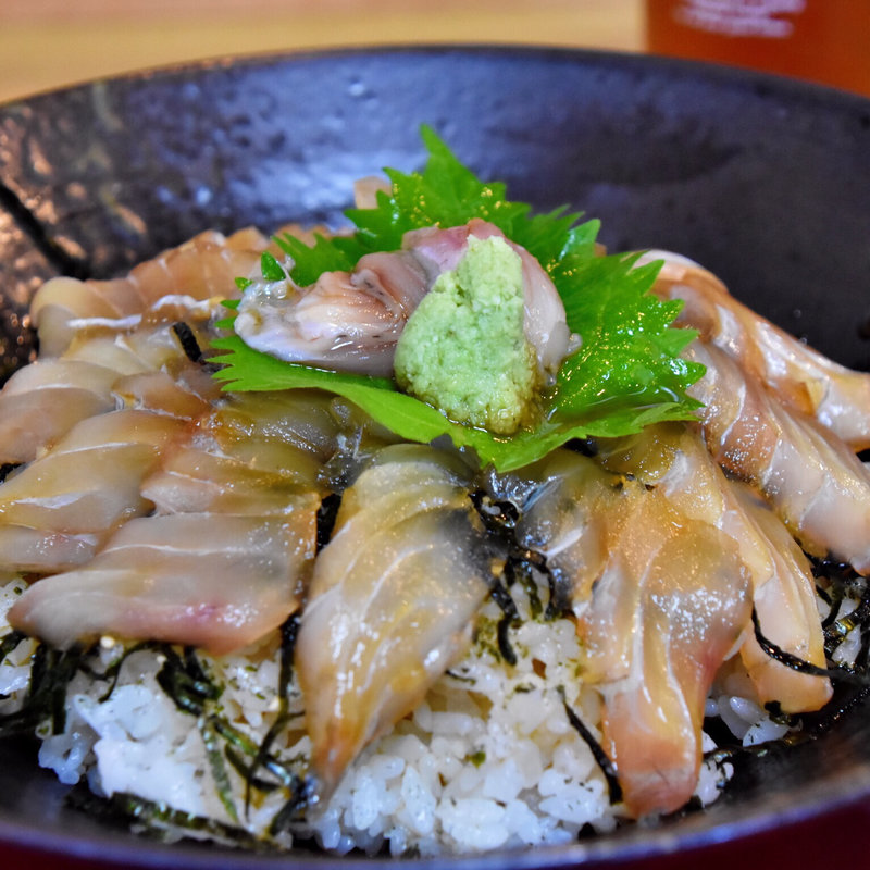 ヒラメのヅケ丼(たきわ )